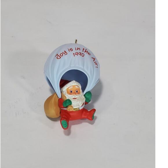 Vintage 1990 Hallmark Keepsake "Joy Is in the Air" Santa Ornament - Picture 3 of 7
